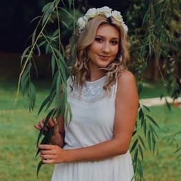 Дизайнер интерьера "Лопес Рейес Оксана (студия интерьера "Альянс-Дизайн")"